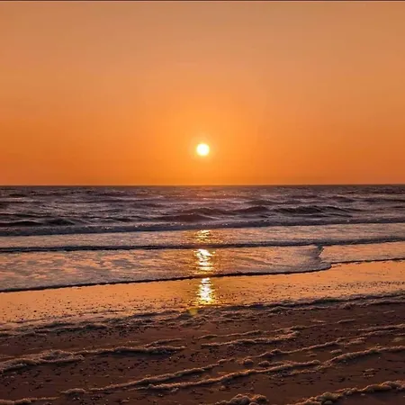 Дом отдыха 8 Person In