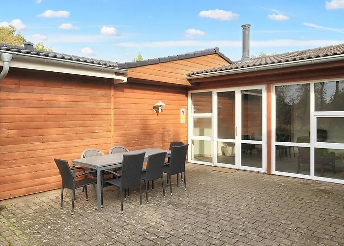 度假居 8 Person In