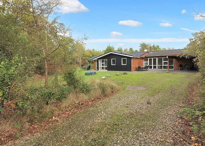 度假居 8 Person In