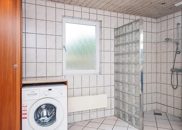 8 Person In 度假居 布拉万德