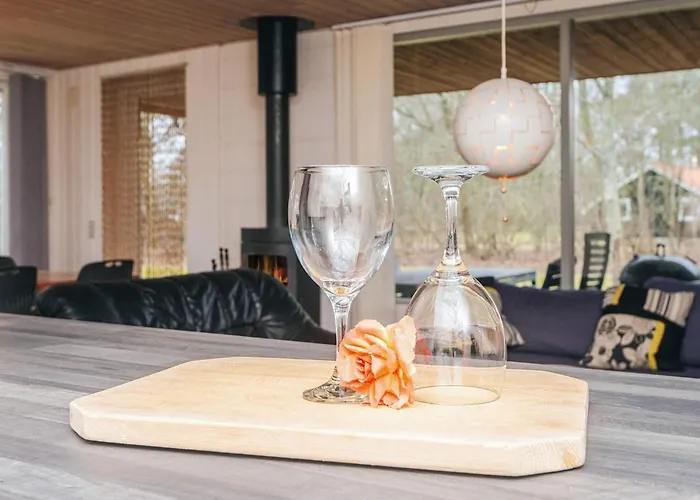 度假居 8 Person In