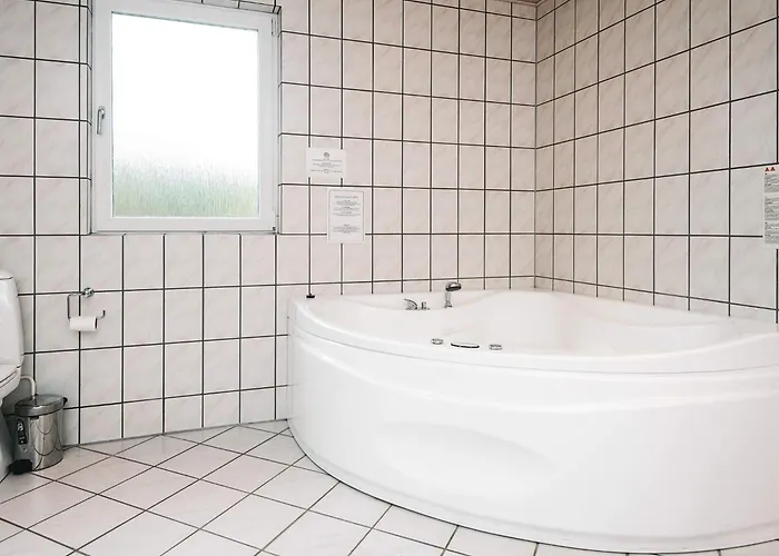 8 Person In 度假居