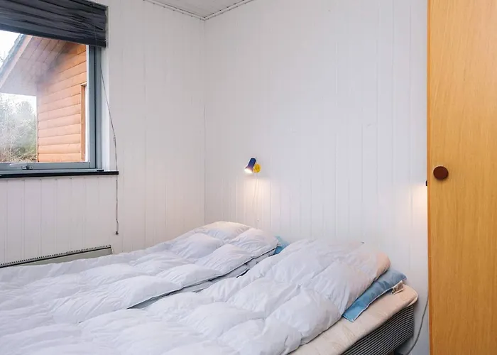 度假居 8 Person In *